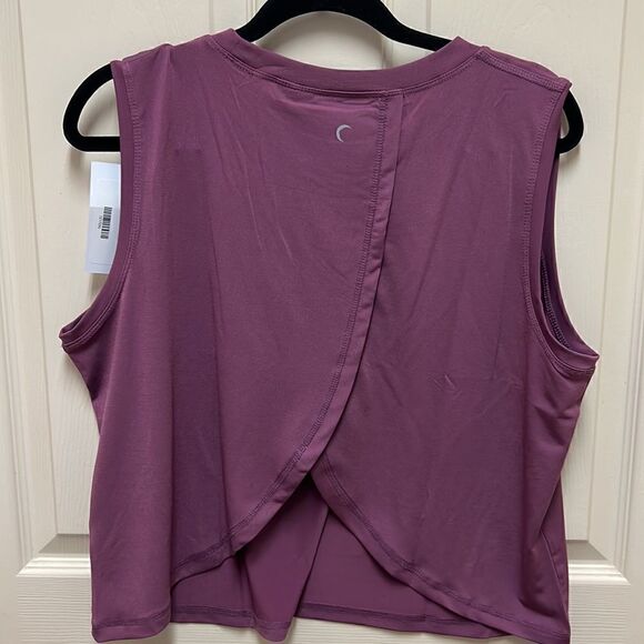 Zyia Active  Elegant Muscle Sleeveless Tank Top - Picture 3 of 8